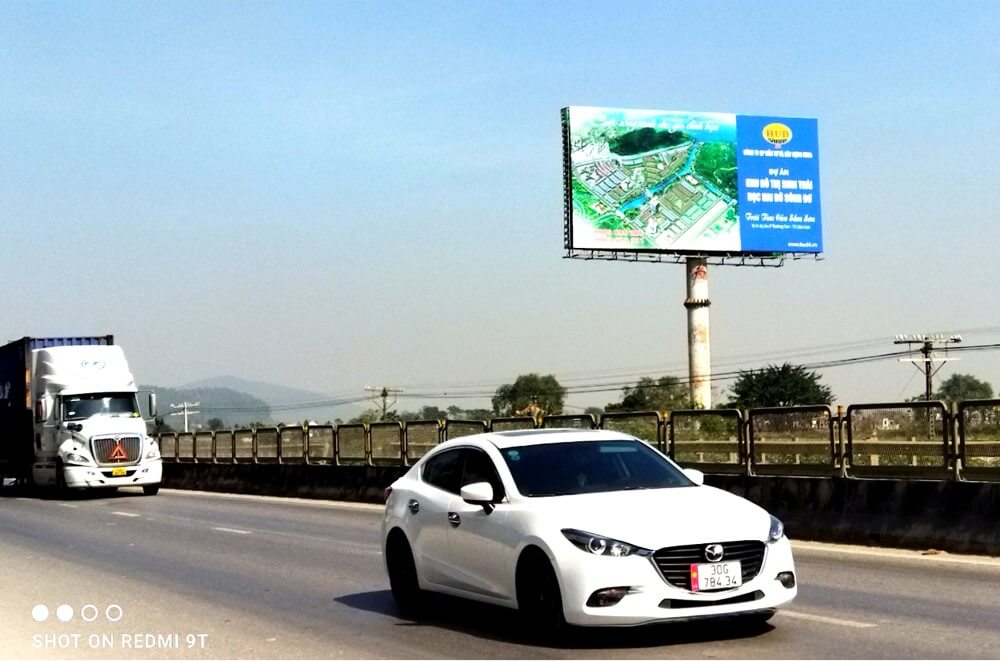 quảng cáo billboard