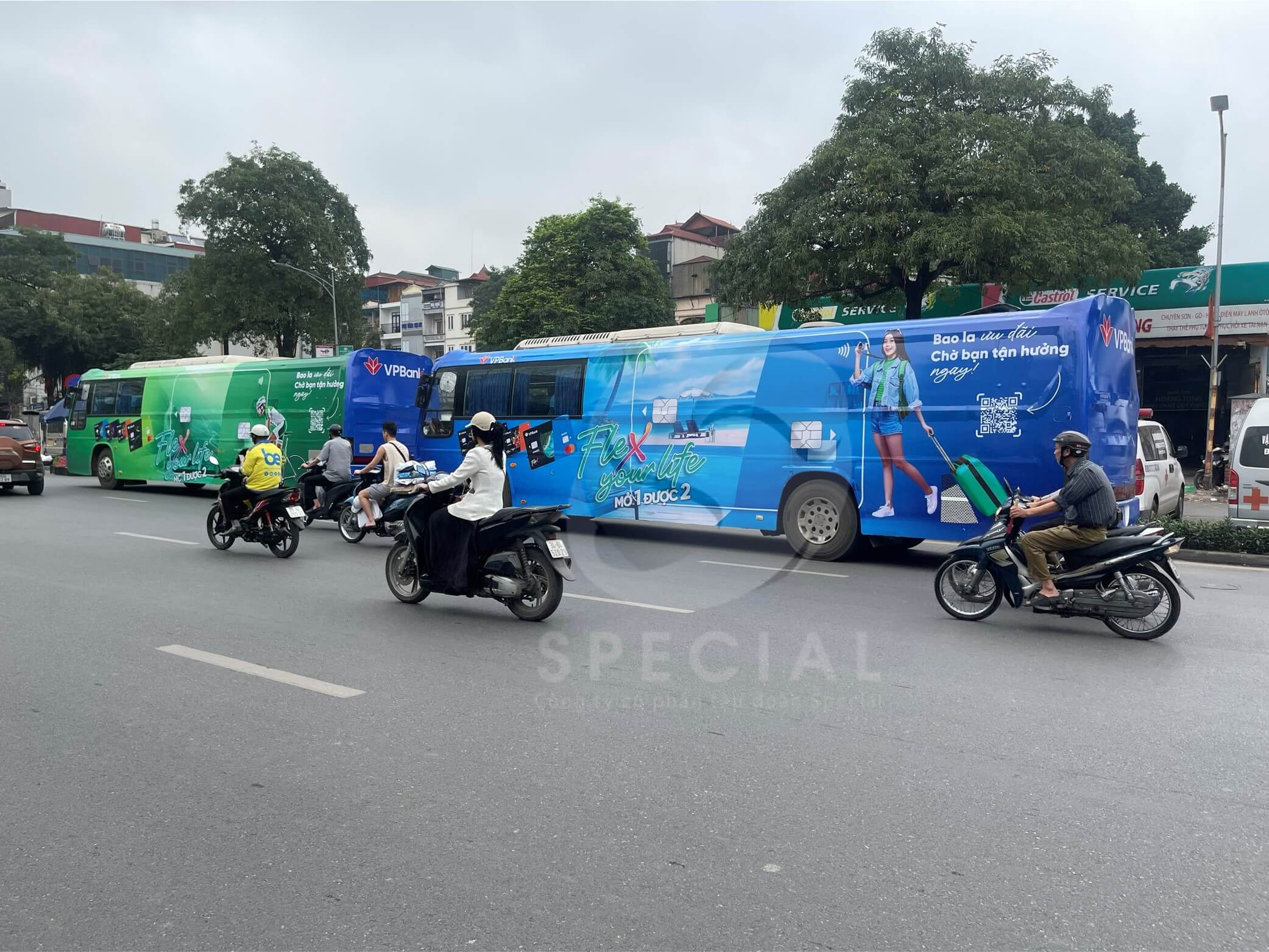 vpbank quang cao roadshow xe bus 2 tang 6